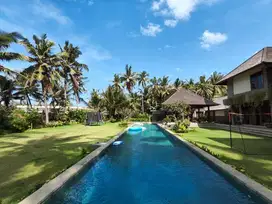 Dijual villa view laut gianyar bali
