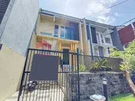 Rumah Jual Cluster One Gate Sistem Kamar Banyak