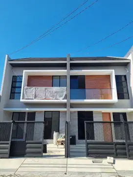 Rumah baru gress manyar, dekat kertajaya dharmahusada klampis surabaya