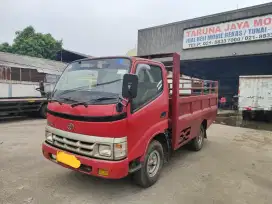 Toyota Dyna 4 Roda Bak Tahun 2004