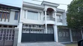 Murah   Rumah bagus terawat di Batununggal Indah, Bandung
