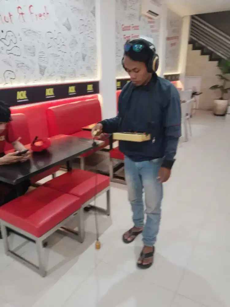 Alat deteksi kebocoran pipa