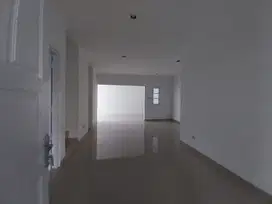 DIJUAL RUMAH SUDAH RENOVASI DI CLUSTER KOTA WISATA, SIAP HUNI