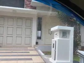 DISEWAKAN RUMAH RAPI DI CLUSTER EDISON, GADING SERPONG