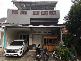 Dijual Rumah SHM 2 Lantai Strategis di Taman Kenari Nusantara Cibubur
