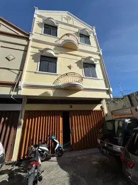 Ruko ready lokasi tengah kota di jln Latimojong