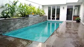 Rumah minimalis ada kolam renang senopati kebayoran