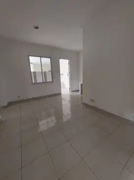 Rumah Rapi Terawat Super Startegis di Simplicity Icon Bsd