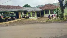 Rumah 2 + Warung, Lt. 600 m, Darangdan, Purwakarta..