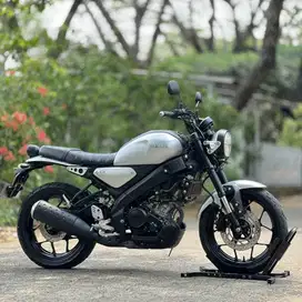 YAMAHA XSR 155 SILVER 2023 KM 10K PAJAK PANJANG NO MINUS