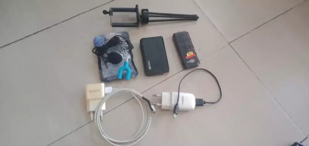 Aksesoris handphone