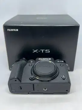 Kamera Fujifilm XT5 body only fullset box like new