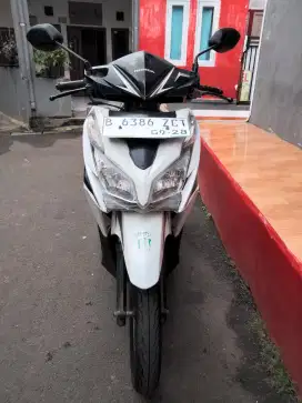 Honda Vario 125 KZR Gress tahun 2013 pajak hidup