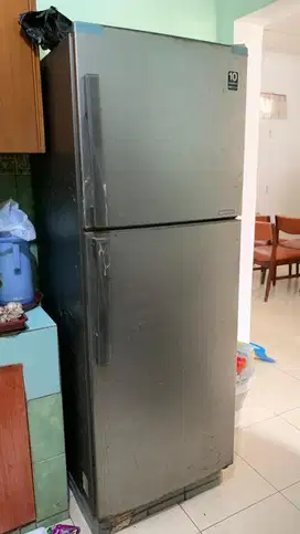 Kulkas Samsung 2 Pintu Inverter