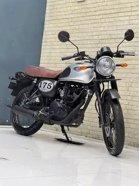 TERMURAH! Kawasaki W-175 SE 2018 Mustika Motoshop