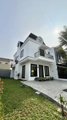 Rumah Mewah American Classic 220m2 4+1KT SHM di The Icon BSD City