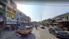 Tanah Pinggir Jalan Raya Puncak sekitar Pasar Cipanas dan Istana