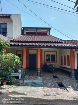 Dijual rumah bagus lokasi disentul city
