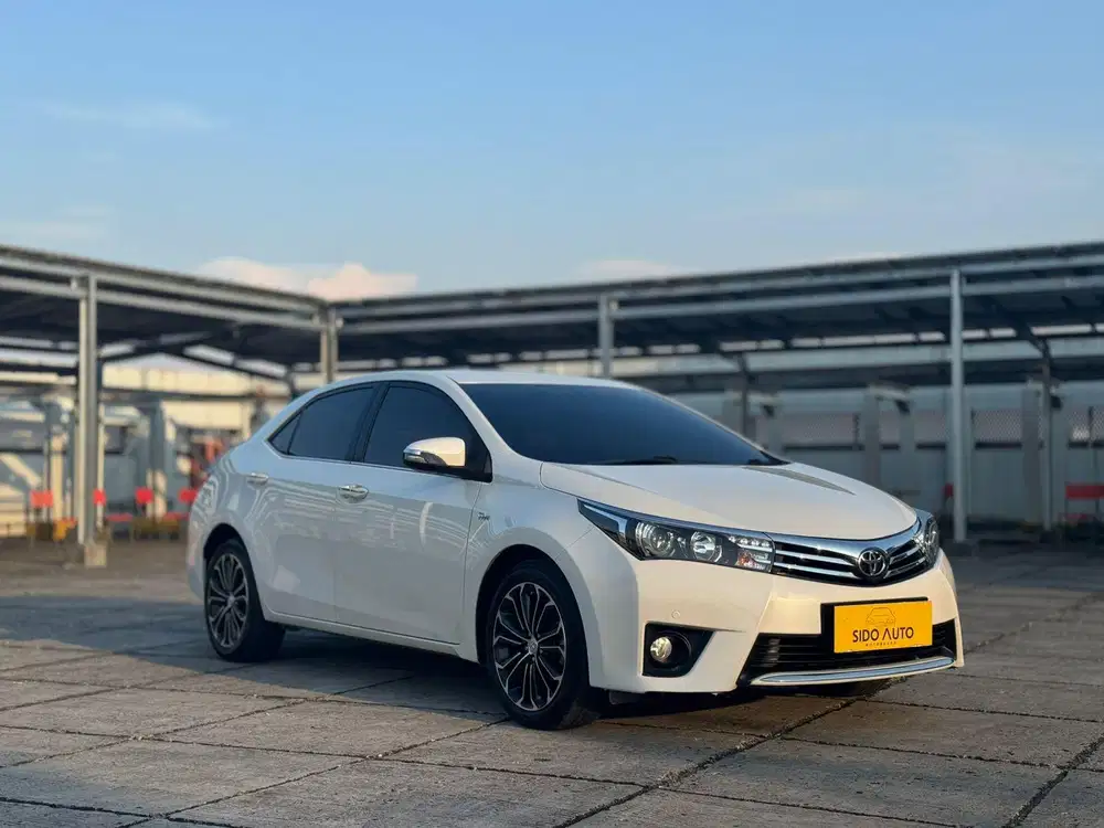 Toyota Altis V 2014