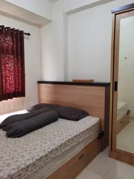 Apartemen Studio Green Pramuka City – 2 Bedroom Full Furnished Disewa