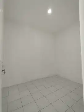 Dijual rumah baru renov murah