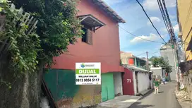 Rumah 3½Lantai diJembatan Dua Jakut
