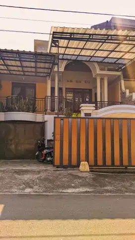 Rumah Bersih di Jl. Wologito Tengah, Kembangarum, Semarang Barat