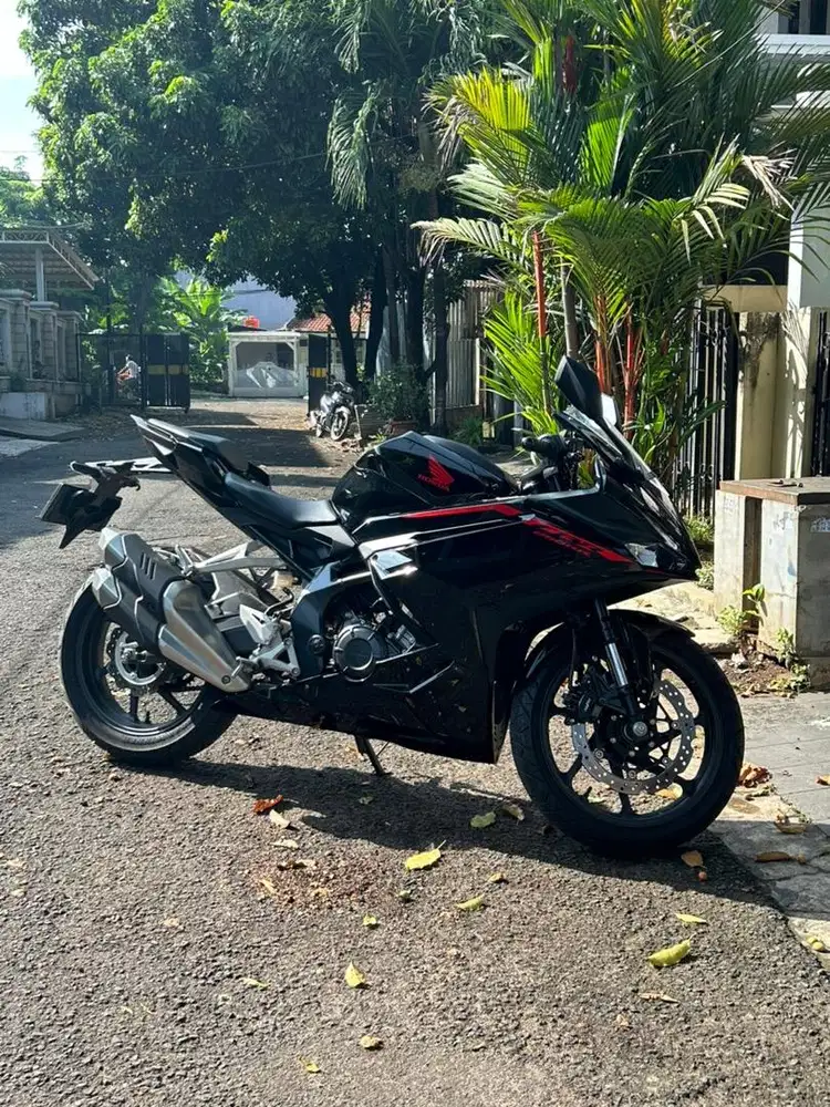 Honda CBR250RR 2023 Black Freedom