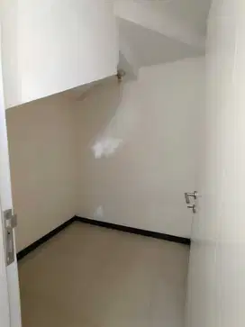 Dijual Rumah 2 Lantai di Taman Kopo Indah TKI 5