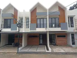 RUMAH  Dekat TOL BSD , Serpong Tangerang Selatan Tangsel, Jual Baru