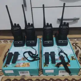 Handy Talkie Prof FM Transceiver MERODITH-888S UHF 400 - 470MHz Mulus