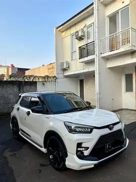 Toyota Raize GR 1.0 Two Tone