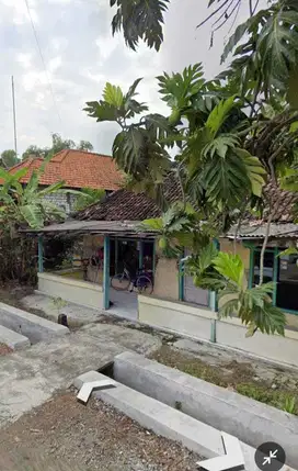 RUMAH DI DUSUN KAOTAN, SUMBERREJO, LAMONGAN