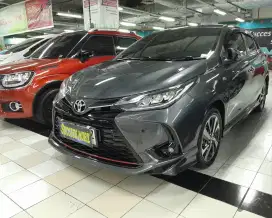 Toyota Yaris S TRD Automatic Tahun 2021 Abu-abu