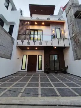 Rumah 2 lantai + rooftop dalam cluster diJagakarsa Jakarta Selatan