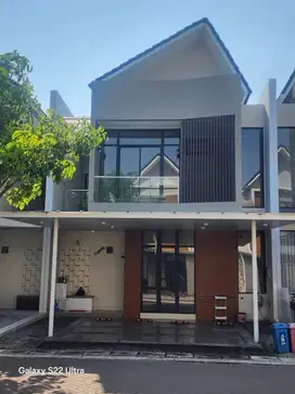 Dijual rumah pik 2