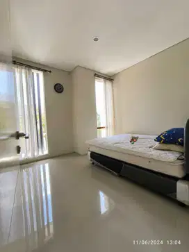 2 Lantai Minimalis Rumah Northwest Park, Bonus 4 Unit AC