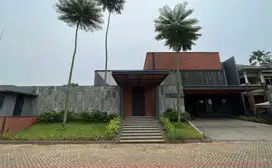 Rumah Mewah Ada Kolam Renang 722m2 4+1KT Fortunia Residence Depok