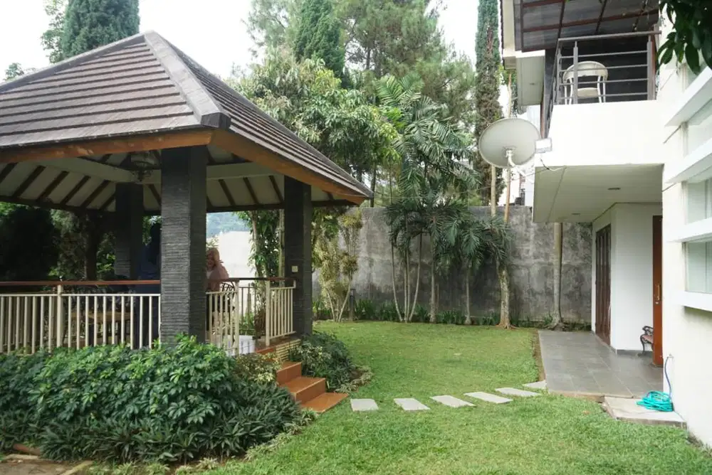 Dijual Rumah di Dago Pakar View perbukitan cantik