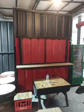 Container Booth
