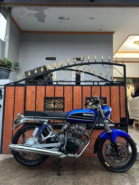 Honda CB 100 2008