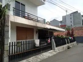 Dijual Rumah di Setiabudi Kota Bandung dekat Rumah Mode