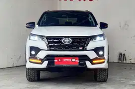 Toyota Fortuner TRD AT 2020 Putih