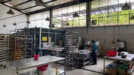 Pabrik Roti Luas Lokasi Strategis Di Jalan Cibaduyut Bandung