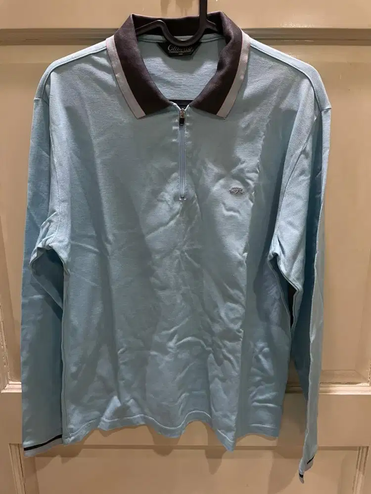 Kaos Poli Kerah Lengan Panjang Warna Biru