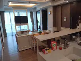 Disewakan Apartemen St. Moritz New Royal Suite Tower 2BR Furnish