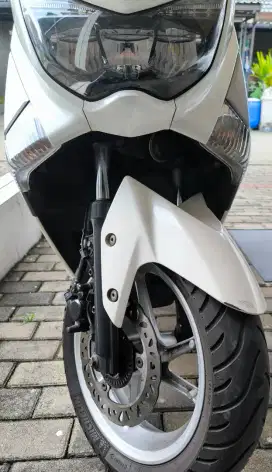 Nmax 155 Gen 1 Tahun 2016 Km 94.000 lebih
