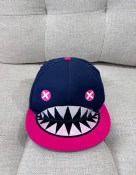 Topi snapback karakter Elstinko STINKO monster teeth Original Japan