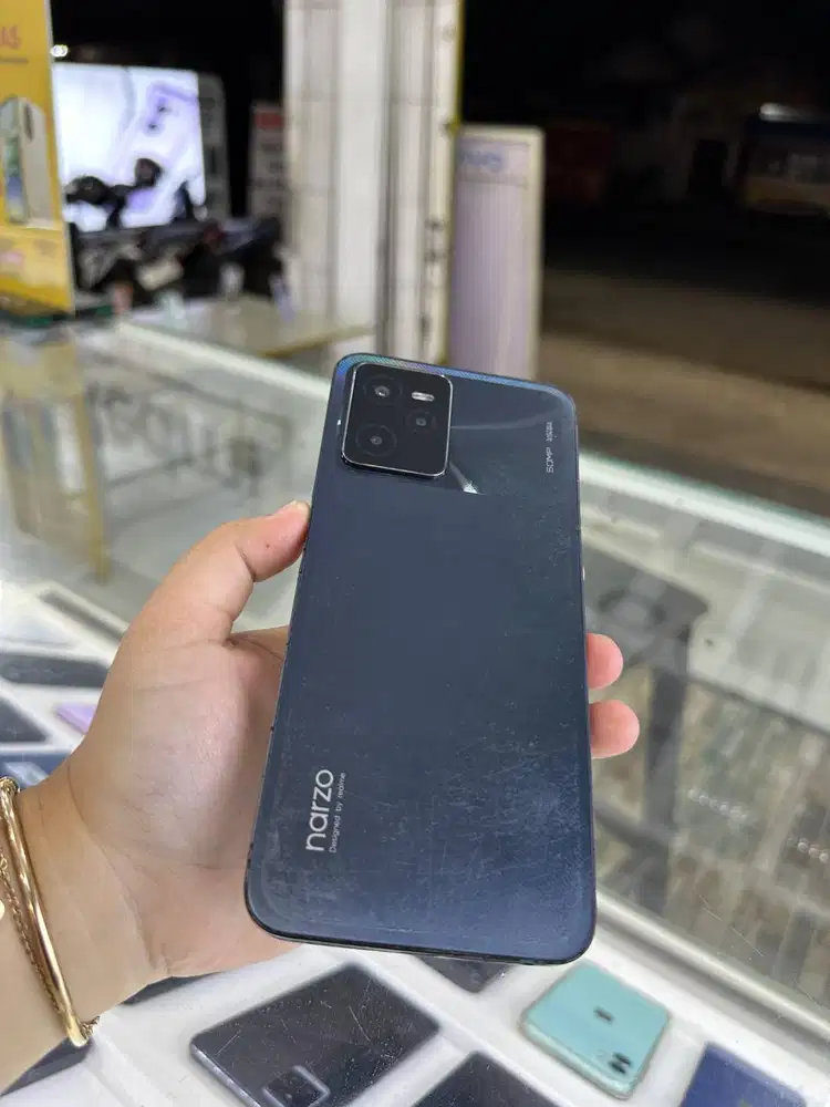 hp second realme