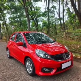 BRIO E AT 2018 Merah Tangan Pertama